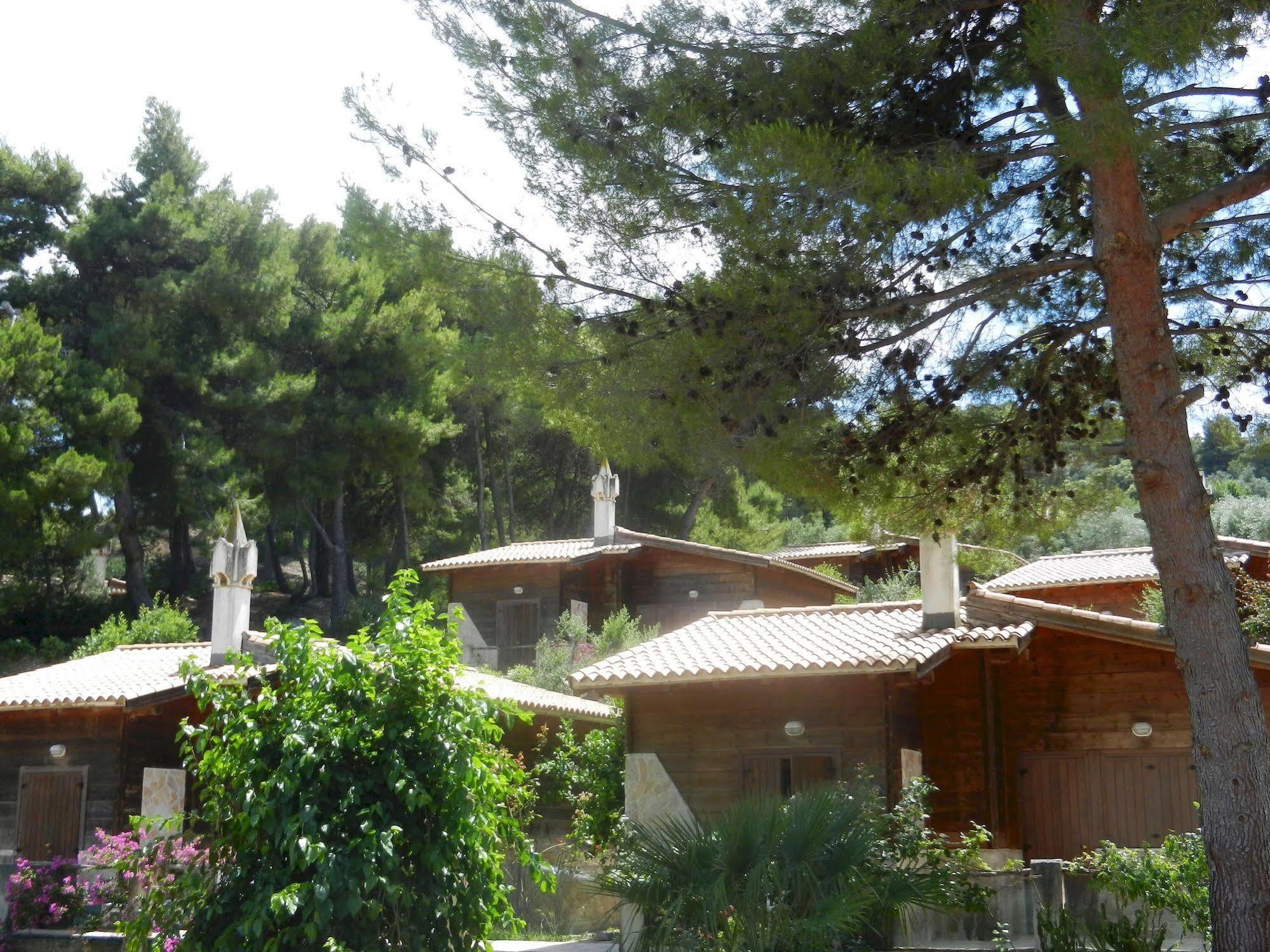 Tenuta Molino Di Mare- Ecoresort Con Villini Роди Гарганико Екстериор снимка